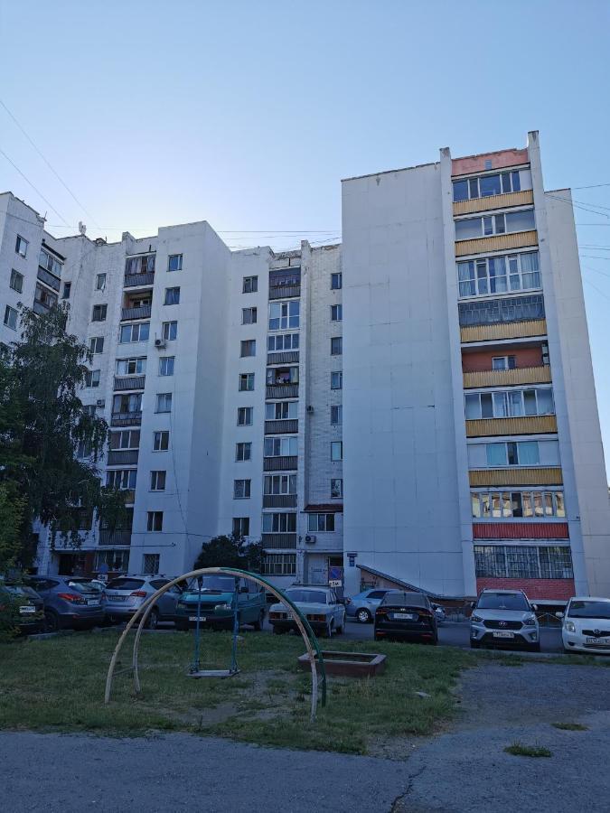 1 Комнатная Квартира В Самом Центре С Видом На Сквер Qostanay Esterno foto